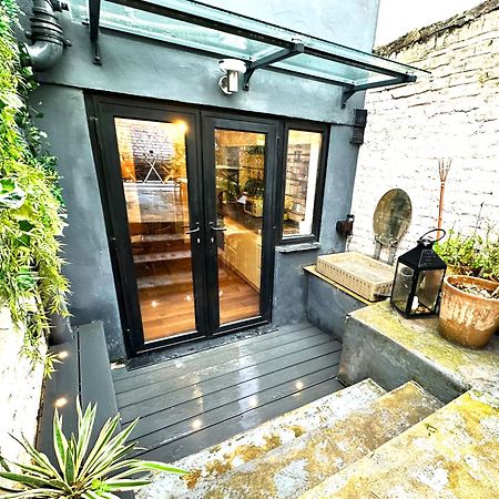 Modern Flat With King Bed, Garden & Outdoor Dining Apartment London Exterior photo
